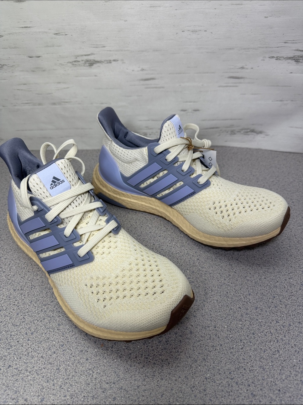 adidas Women’s Sneakers in Cream and Lavender-Blue